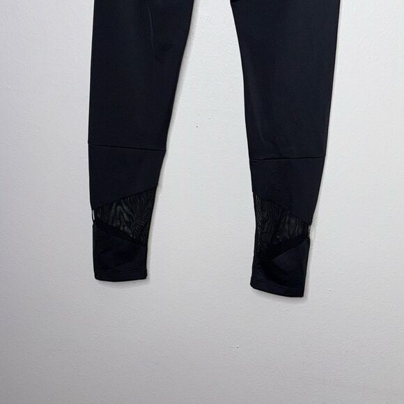 BEYOND YOGA High Waisted Mesh Ring Accent Leggings Size SMALL - Picture 11 of 13